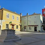 Maison d'hôtes Goldie In The Center Of Krk Krk Town