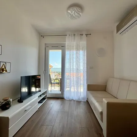 Guest house Goldie In The Center Of Krk Krk Town