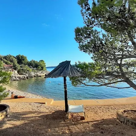 Maison d'hôtes Goldie In The Center Of Krk Krk Town