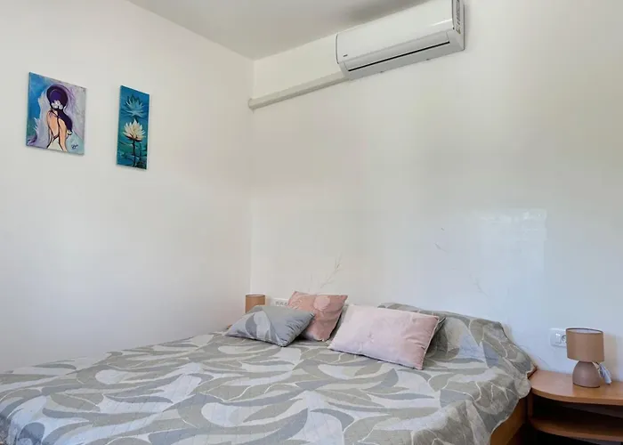 Goldie In The Center Of Krk Maison d'hôtes Krk Town