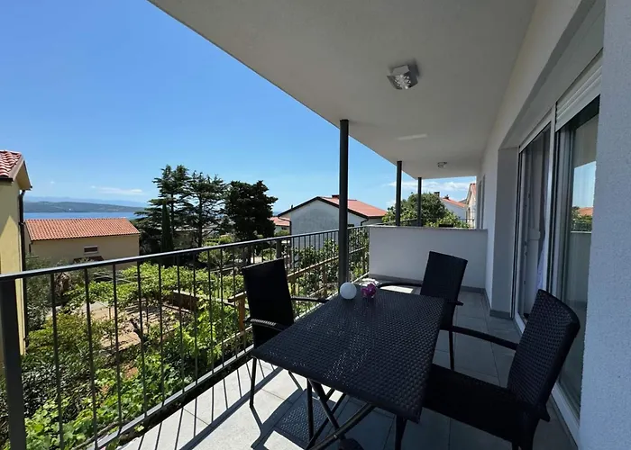 Goldie In The Center Of Krk 4* Krk Town