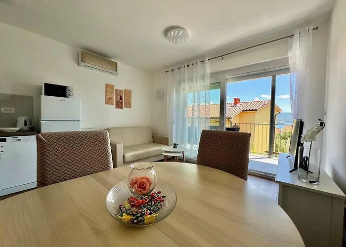 Goldie In The Center Of Krk 4*